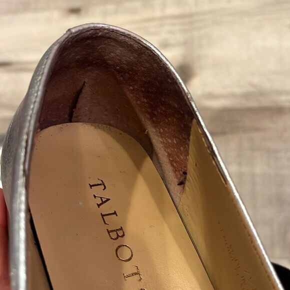Talbots Leighton Kiltie loafers - pebbled silver leather tassel size 7.5 - Picture 9 of 10